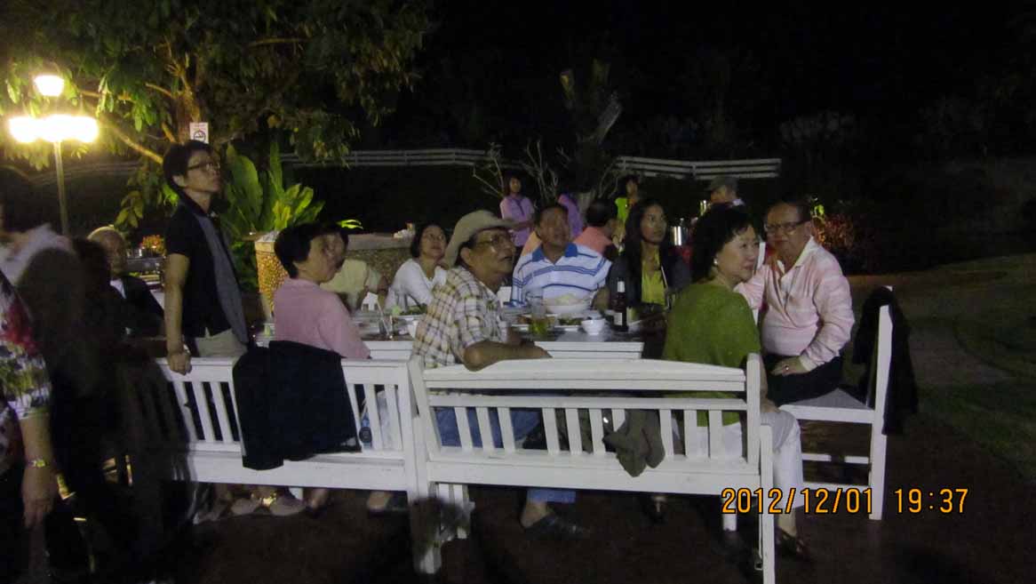 Night_party 27.jpg 74.5K